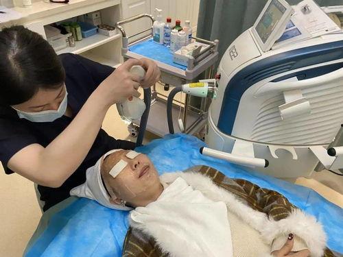 欧美明星住院,揭秘明星健康背后的故事