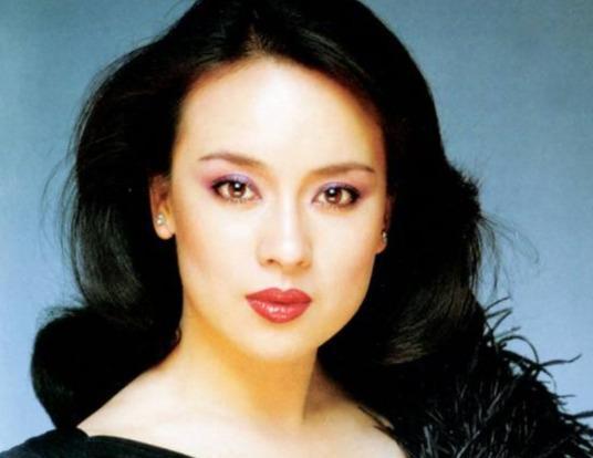 日本歌星 翁倩玉,日本歌坛璀璨的东方明珠