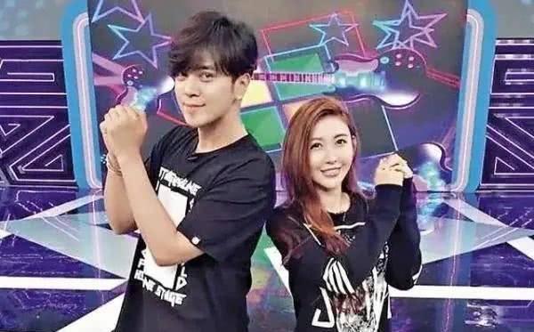 娱乐吃瓜综艺节目女爱豆,揭秘综艺背后的甜蜜与苦涩